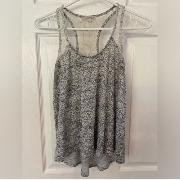 Aeropostale top, gray lace pattern knitted tank top ladies, extra small - Picture 5 of 16